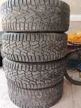 Комплект зимних шин PIRELLI.