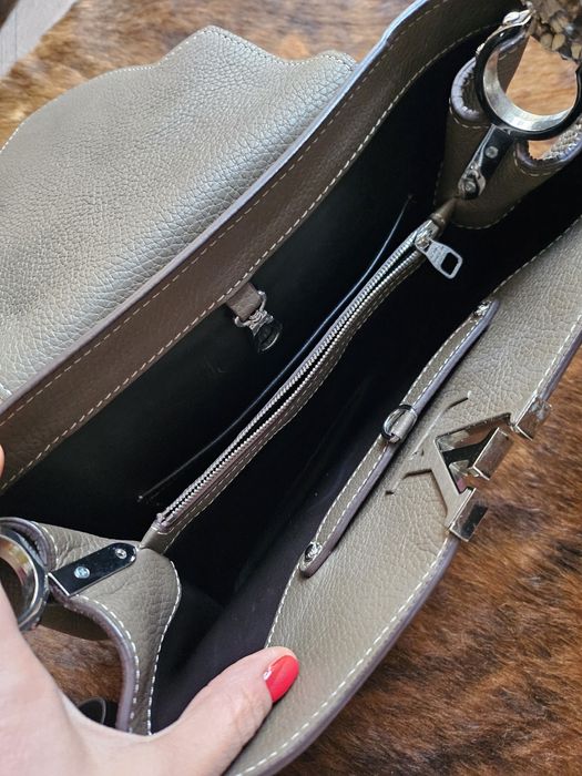 Чанта ,естествена кожа