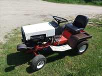 Tractoras tuns iarba 11 hp