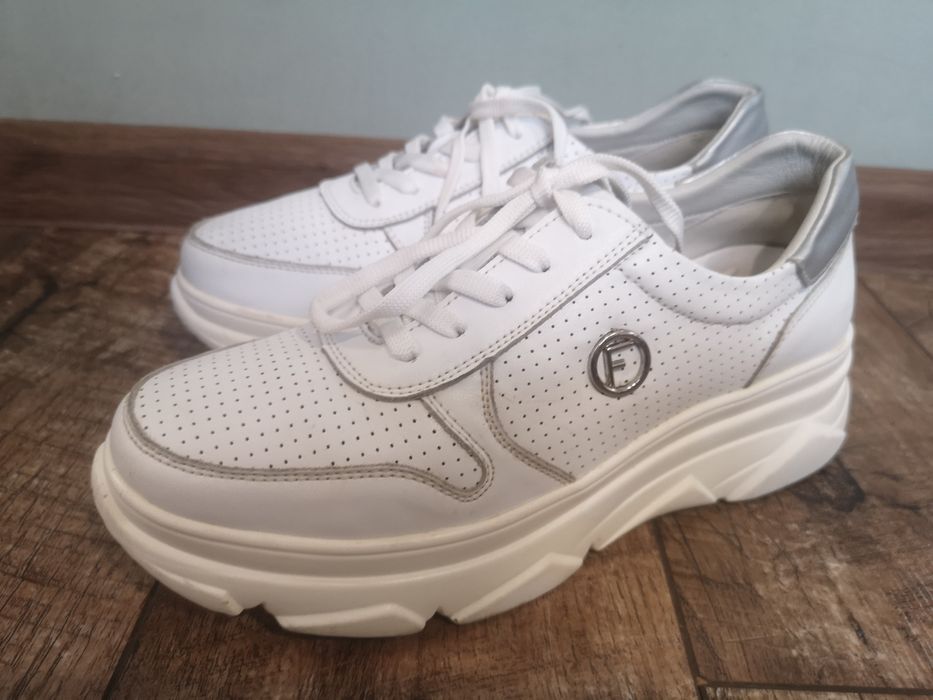 Обувки естествена кожа, номер 40