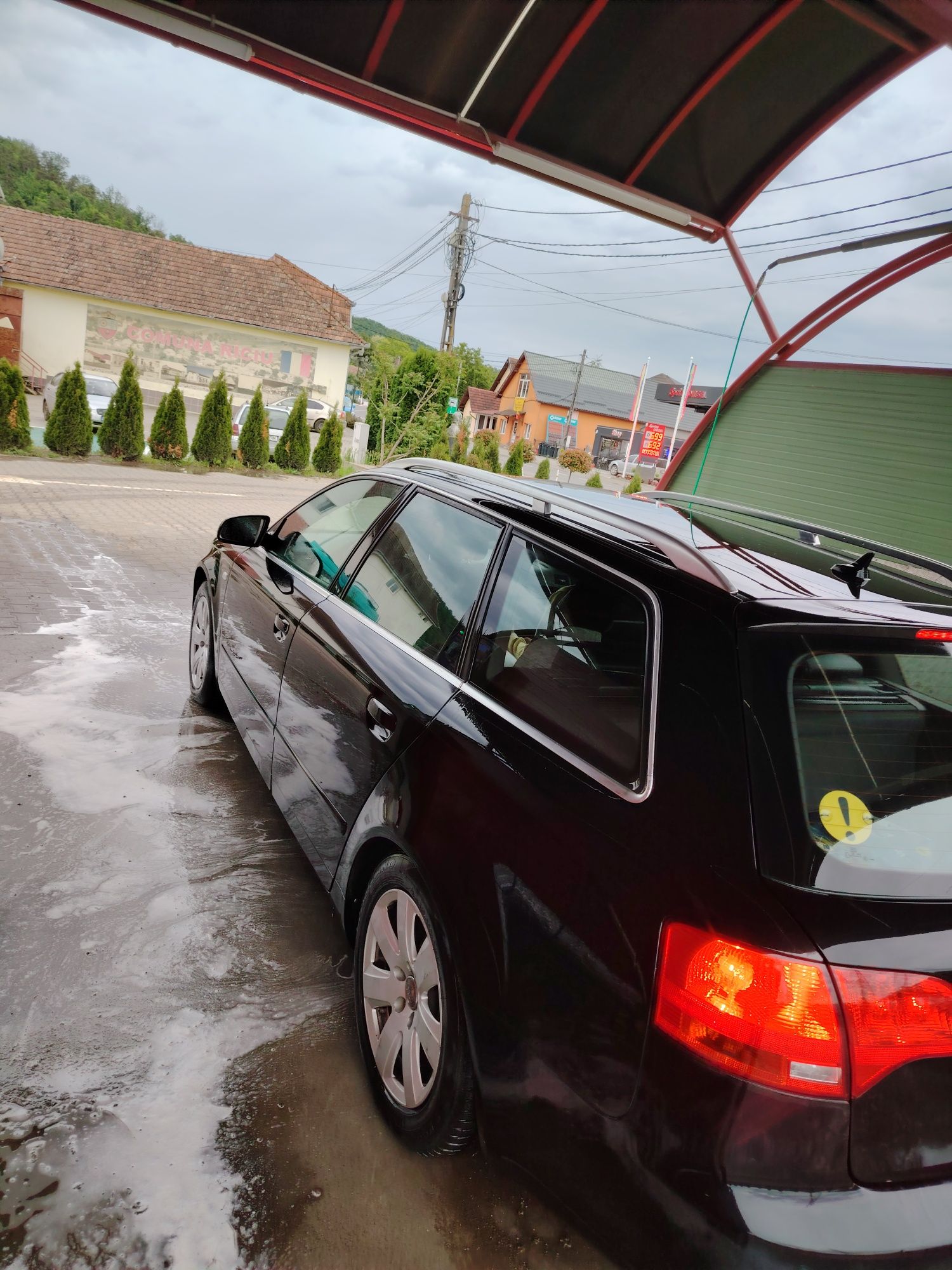 Vând Audi a 4 b7