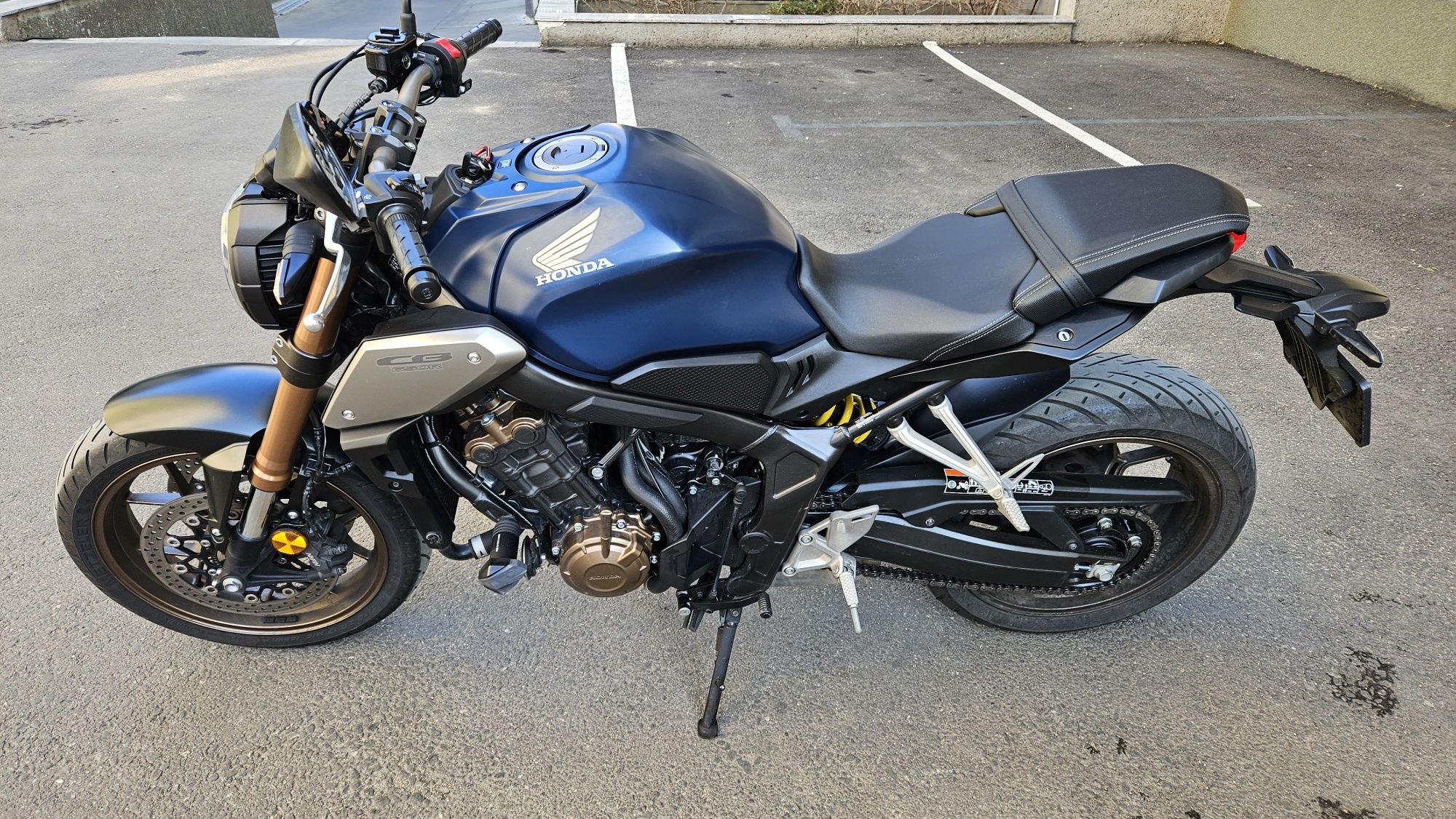 HONDA CB 650r NeoRetro