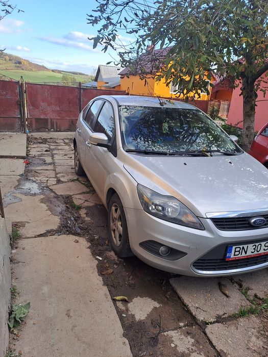 Vând sau schimb ford focus 1.6 diesel