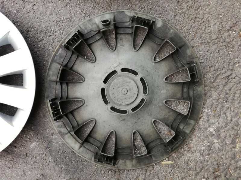 Vand seturi capace originale BMW pe 15, BMW pe 15,