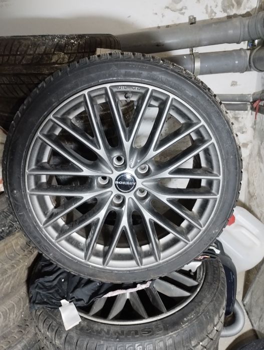 Vând jante pe 18