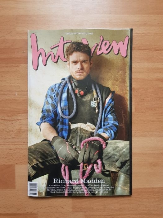 Revista Interview / Interview Magazine S2019 (coperta Richard Madden)