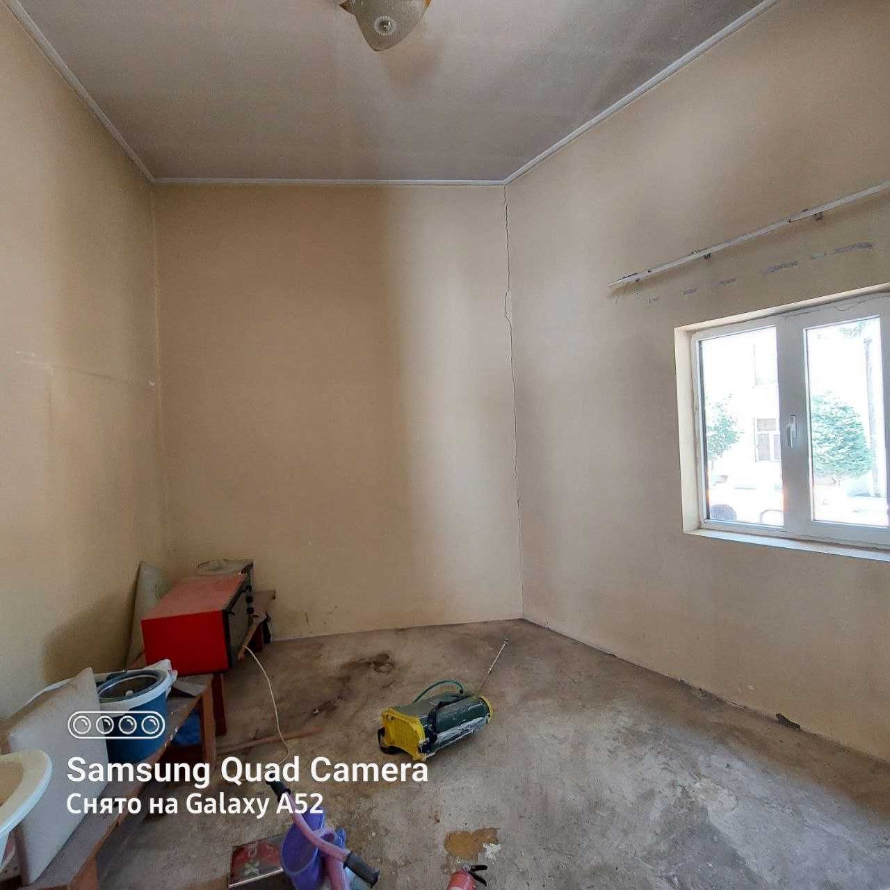 Уй-жой 5 сотых  Чорраха масжиди олдида йул ёкасида 180 000 уе