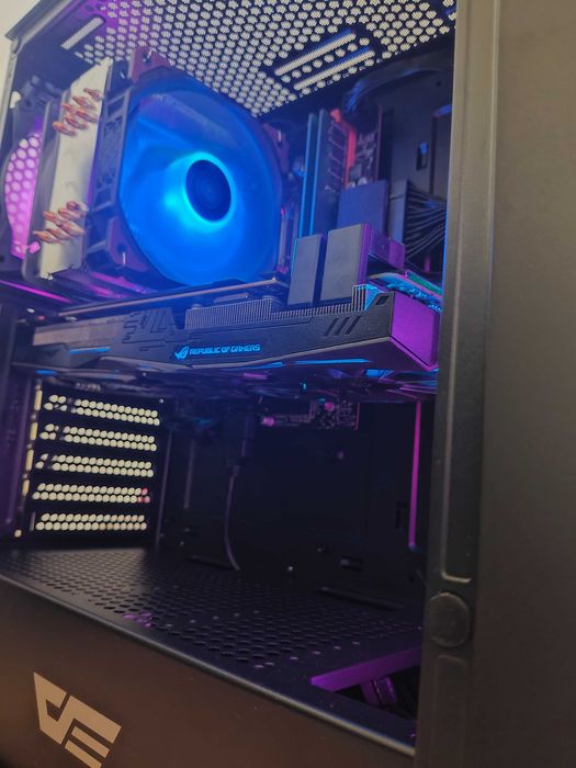 Компютър GTX 1080, 32GB QuadChannel и Intel XEON 4.0Ghz Turbo