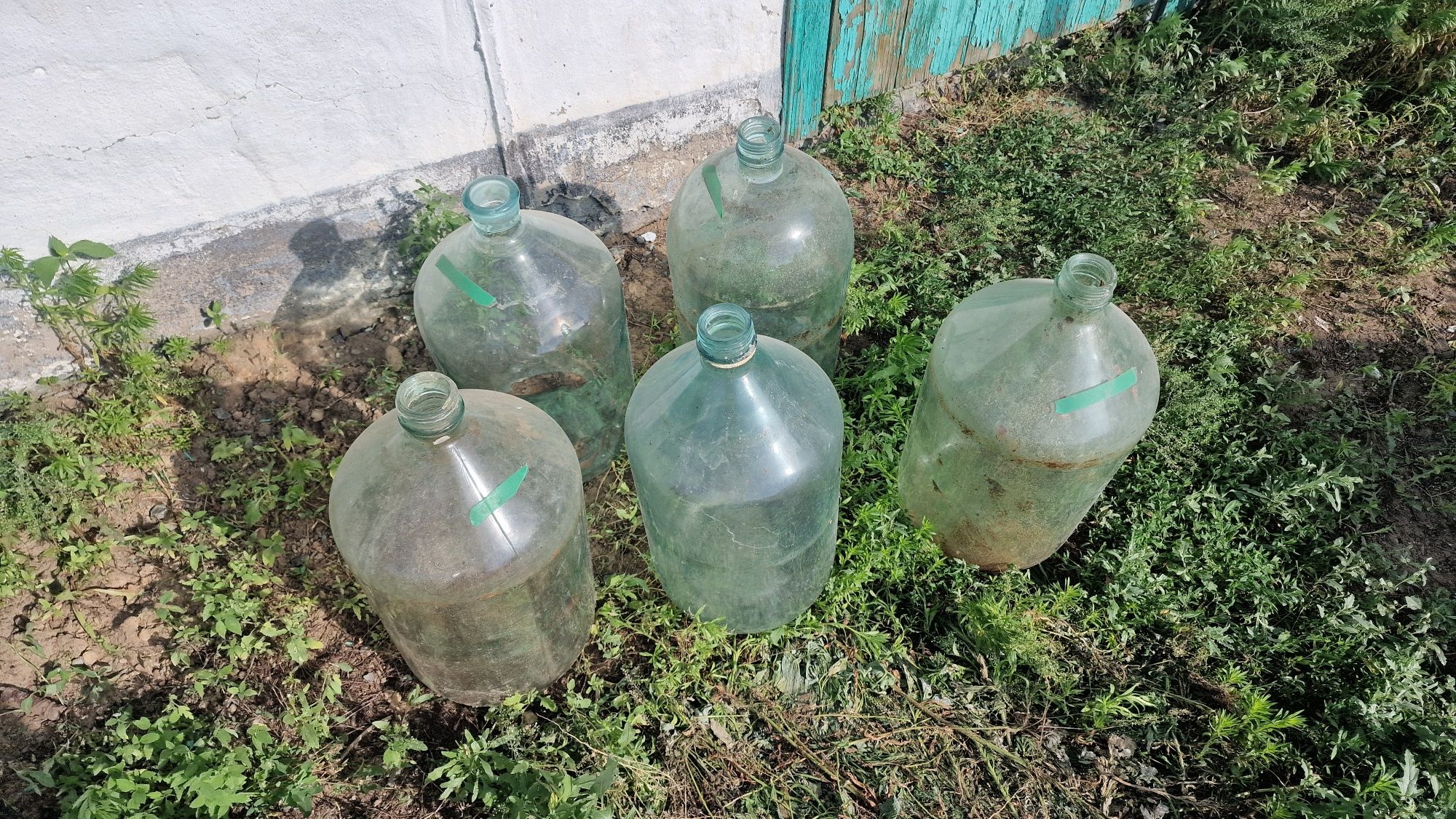 Продам бутыли и баночки