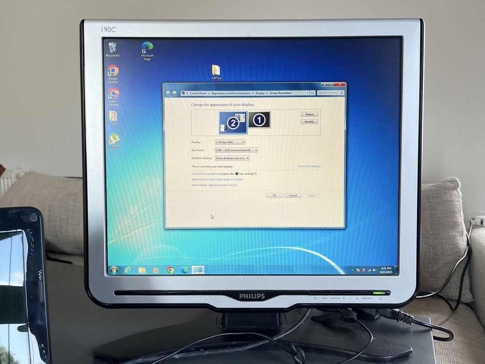Monitor Lenovo 1951pwD de 19 inchi