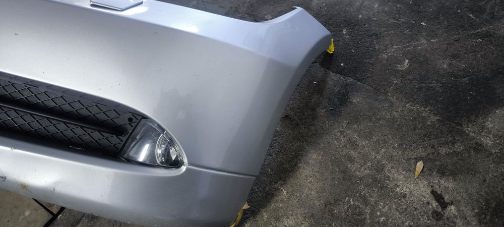 Предна и задна броня бмв е90 седан