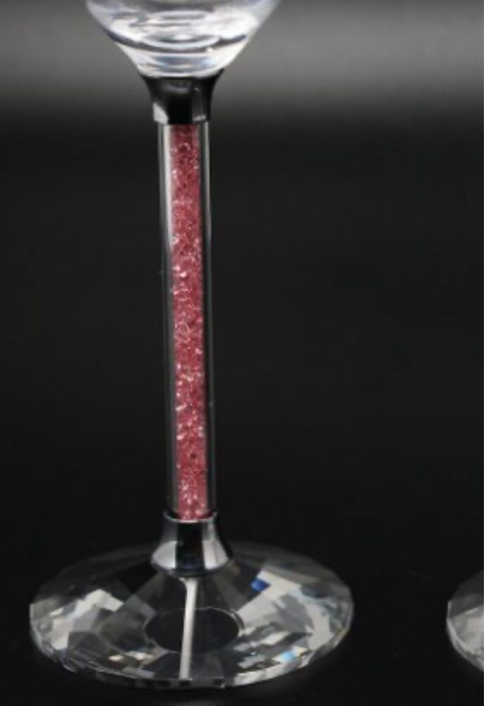 Ритуални чаши за шампанско със розови кристалчета в столчето