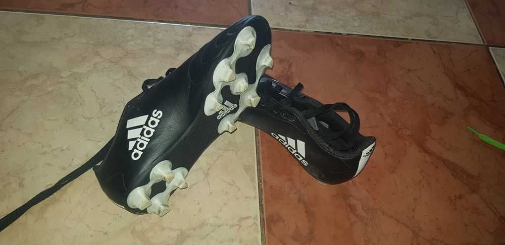 Ghete pentru fotbal