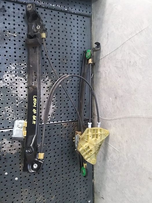 Macara geam electric dreapta fata seat leon 1p 1p1837016