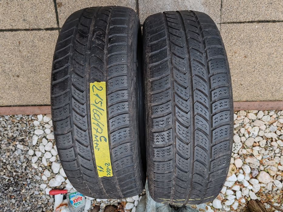 Vând cauciucuri 215/60/17 C M+S 2 buc