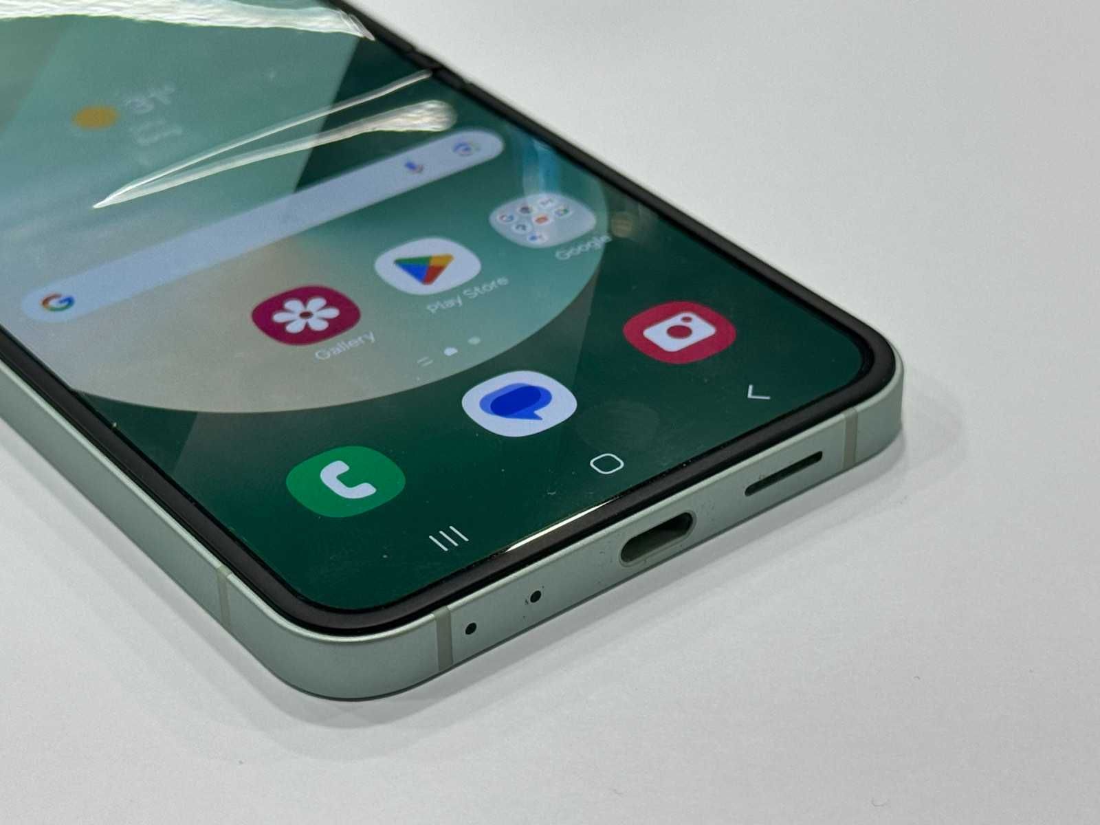 Samsung Galaxy Z Flip6 5G 512GB 12GB RAM