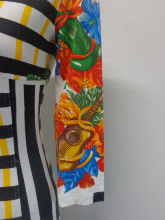 Tricou vintage  Versus Gianni Versace marimea  30/44