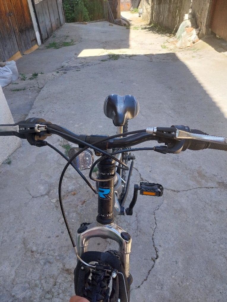 Продавам колело Reactor sport оригинално