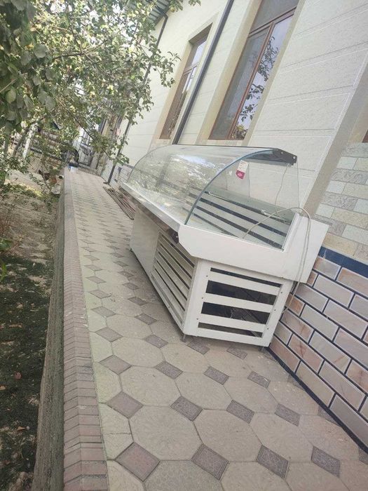 Витрина Холодильник