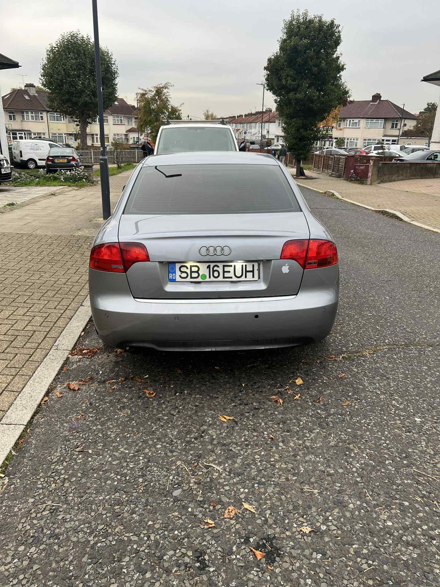 Vând urgent Audi A4 B7Sline