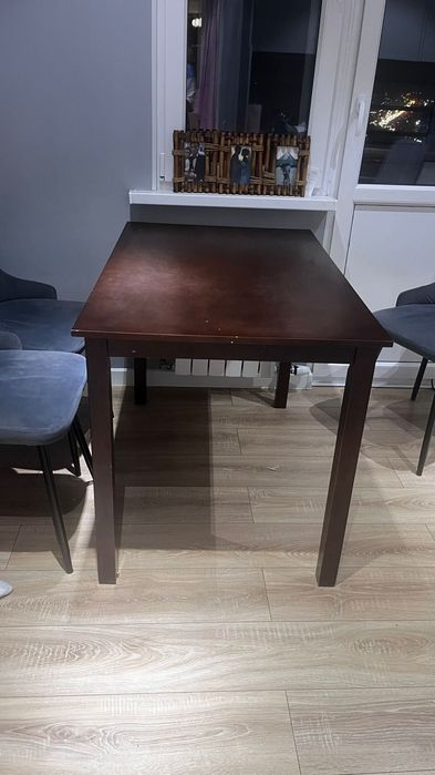 Кухонный стол продается