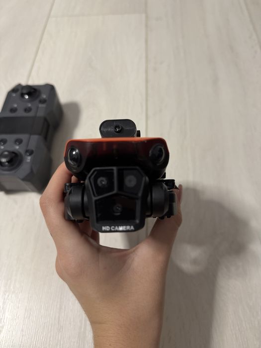 Dronă K6 Pro (cu cameră HD + WiFi, pliabilă)