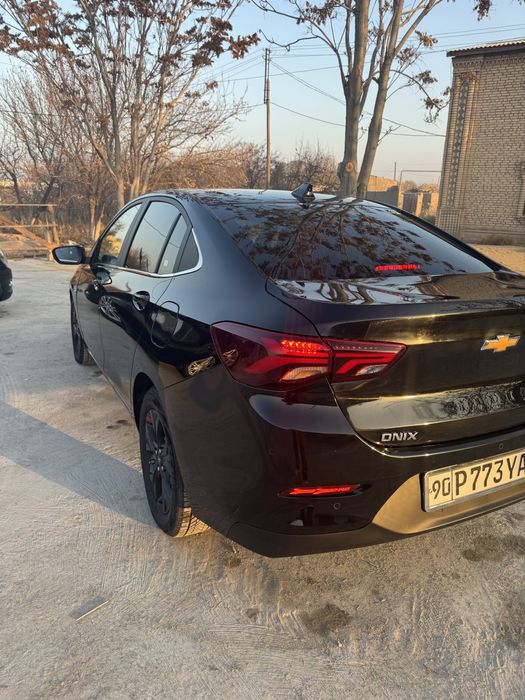 Chevrolet onix 5-позиция.2024