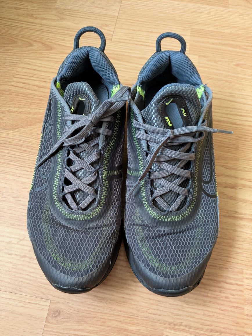 Adidași Nike Air Max 2090 38.5