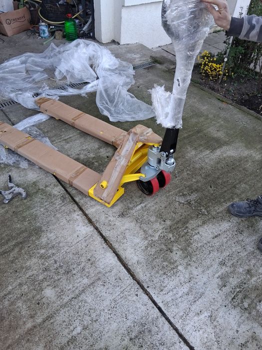 Lisa de 3 tone nouă