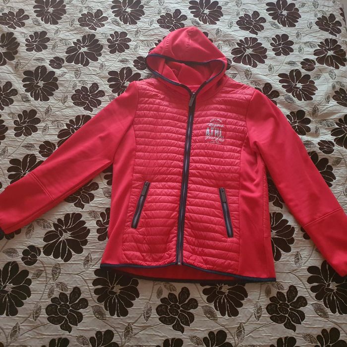 Пролетно яке Cango Ros