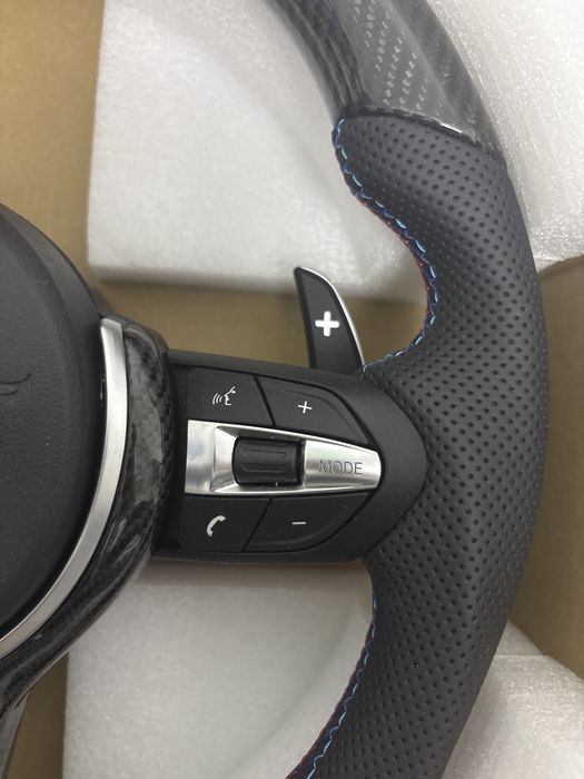 Volan BMW M Seria 5-7 cu vibratii F10; F13; F06; F01