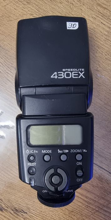 Светкавица Canon 430 EX