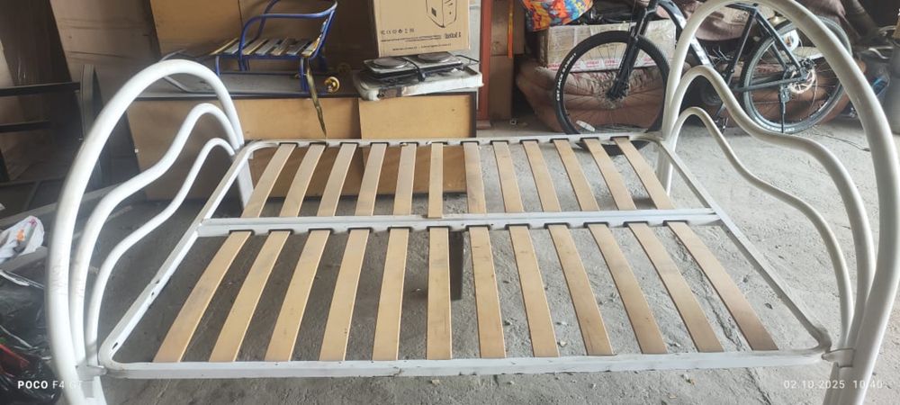 Металический Кровать