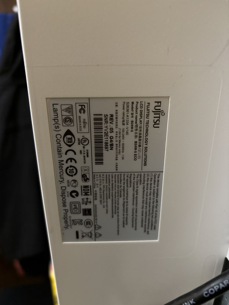 Fujitsu B24W-5 ECO A клас 24" VGA DVI 1920x1200