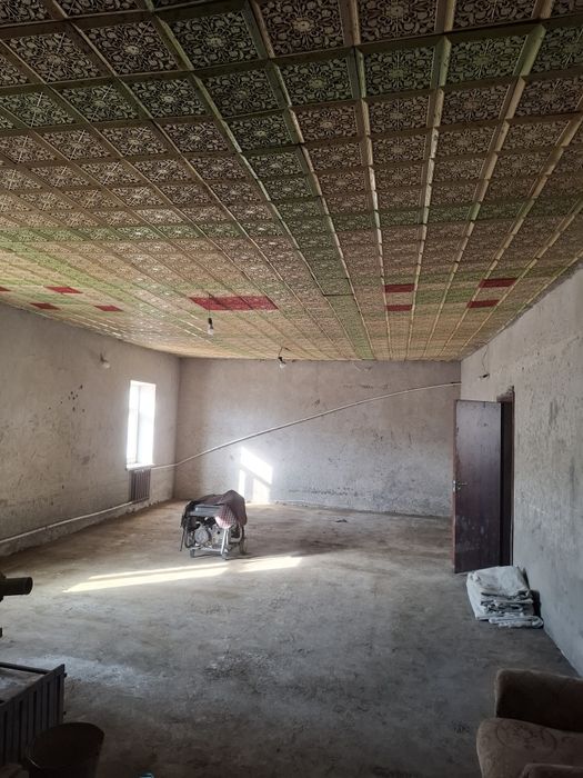 Здание аренды ға беріледі.