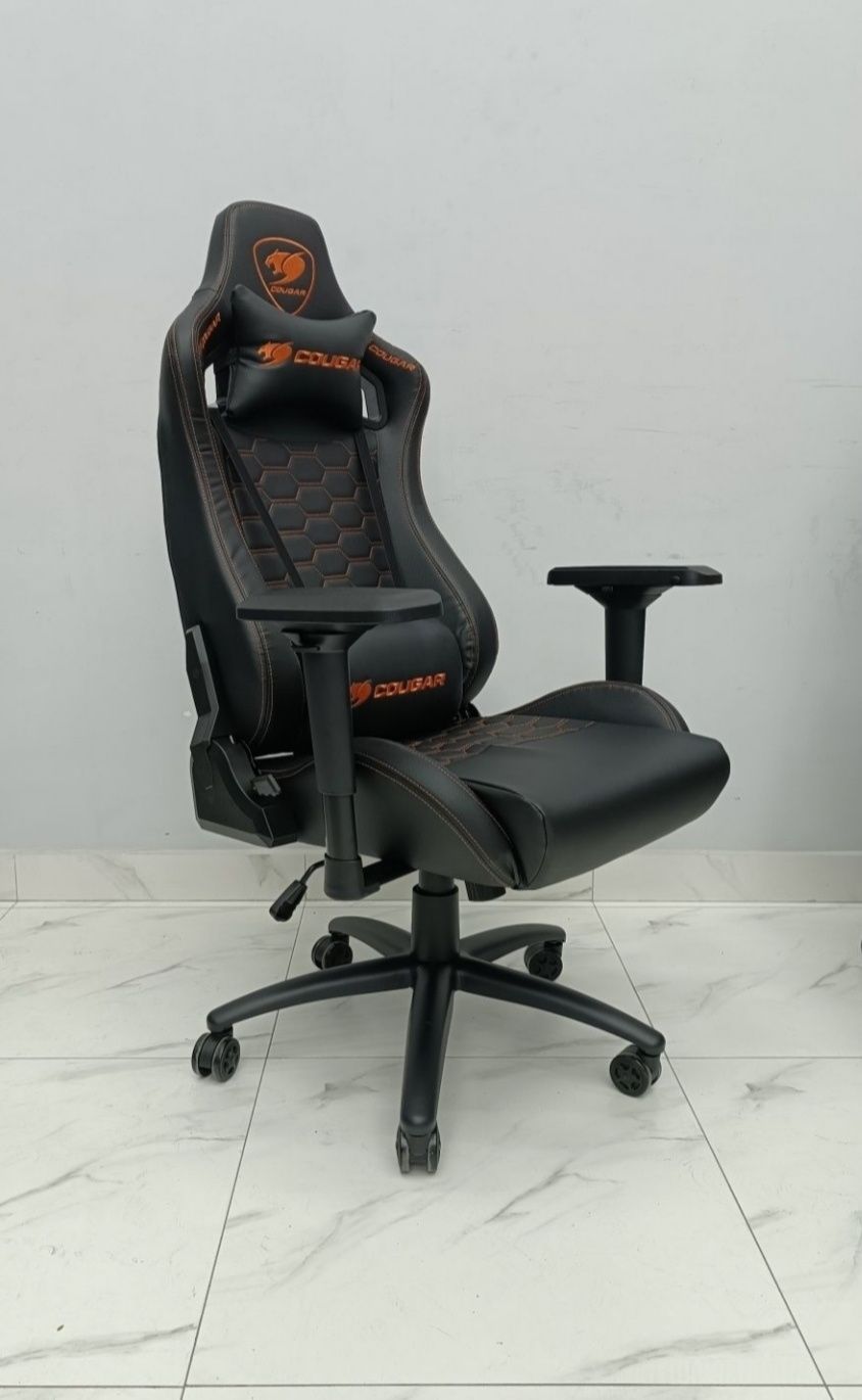 Компьютерное игровое геймерское кресло модель  Cougar Outrider