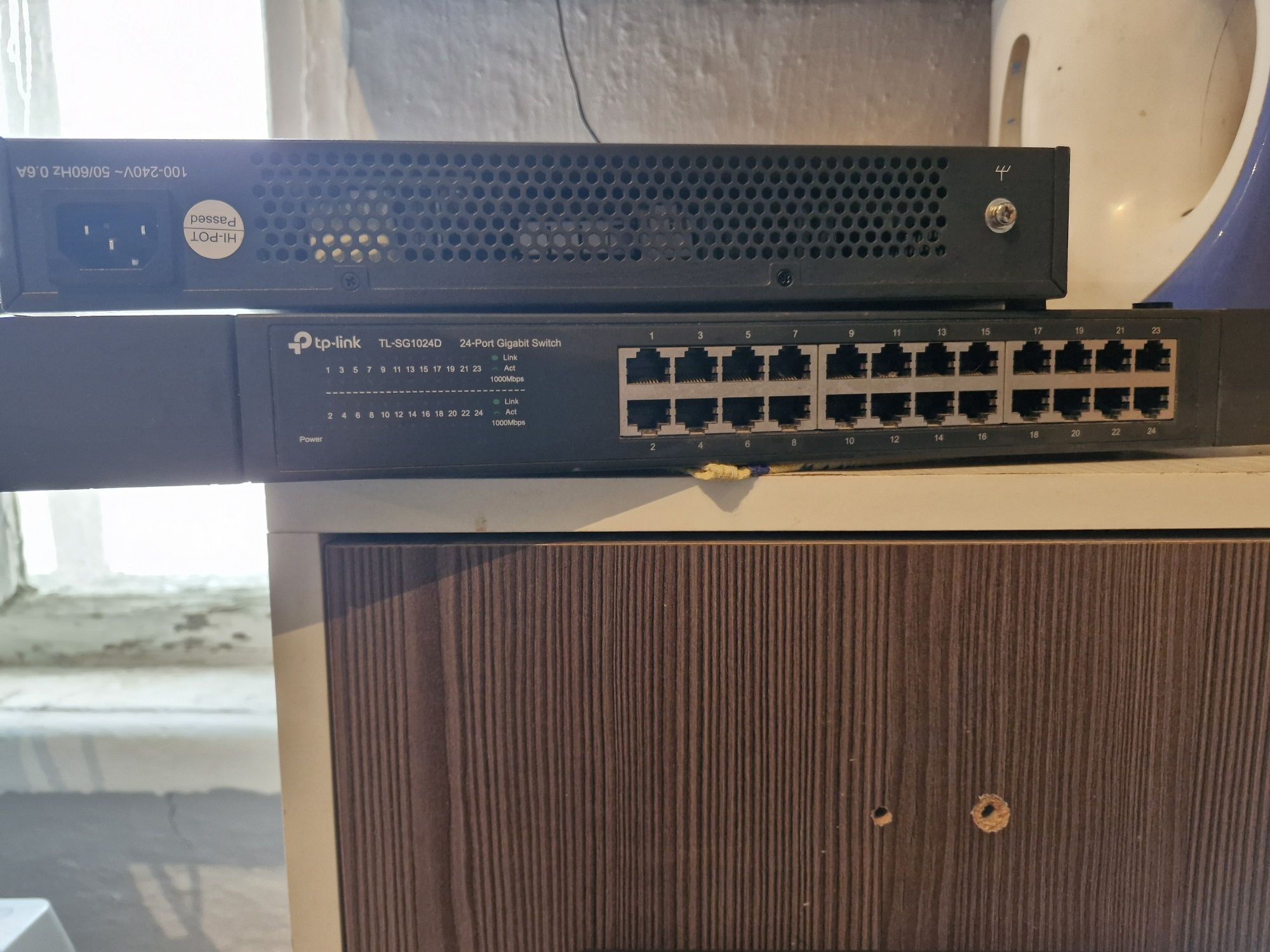 Комутатор switch TP-Link TL-SG1024