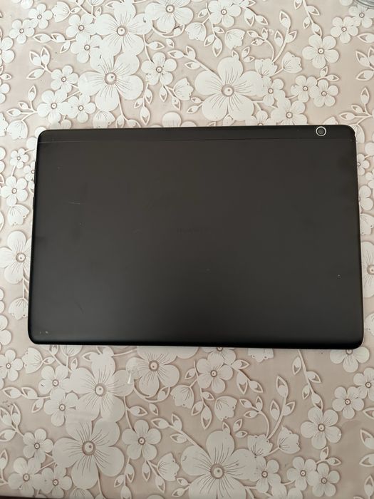 Таблет HUAWEI mediapad T5
