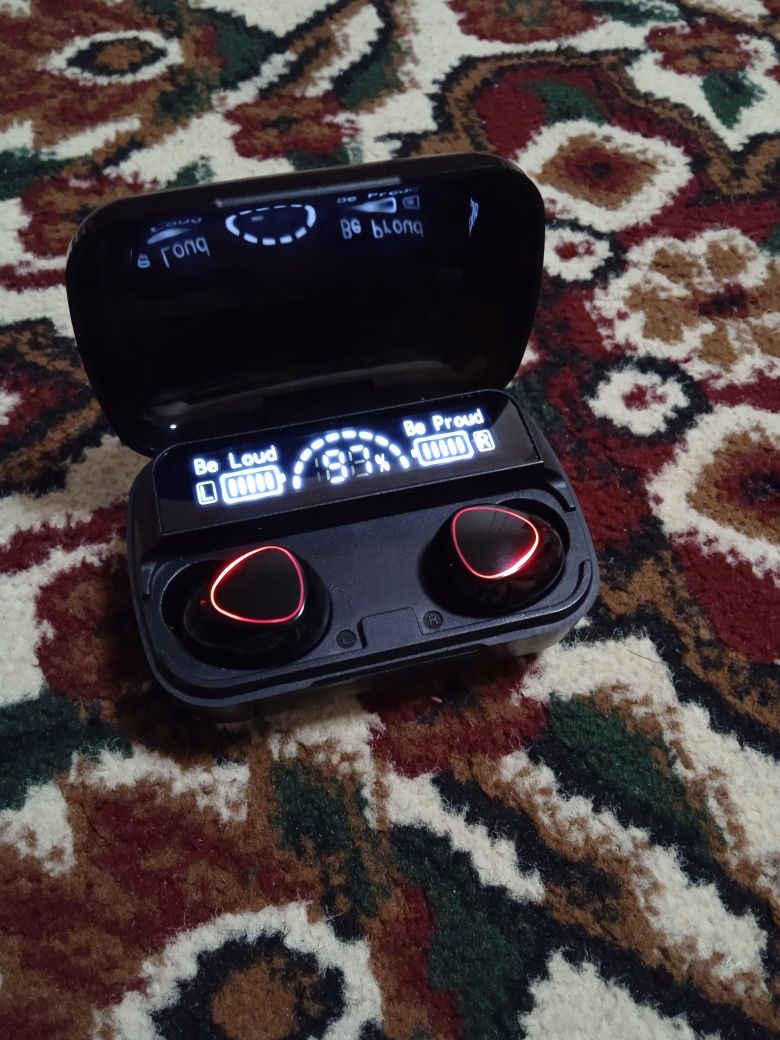 Air pods M10. Sensirli .Tashqi ovozni kiritmaydi kar dak full 2500 Amp