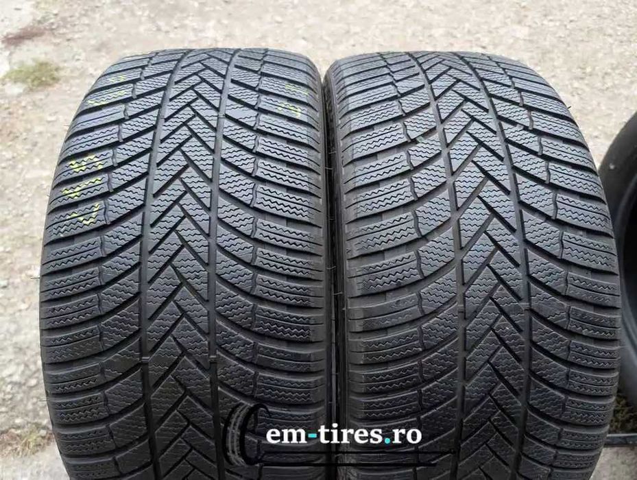 SET 2 Anvelope Iarna 245/40 R18 BRIDGESTONE Blizzak ras