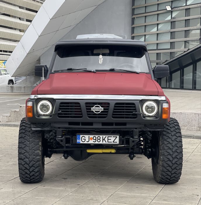 Nissan Patrol Y60 Autoutilitară