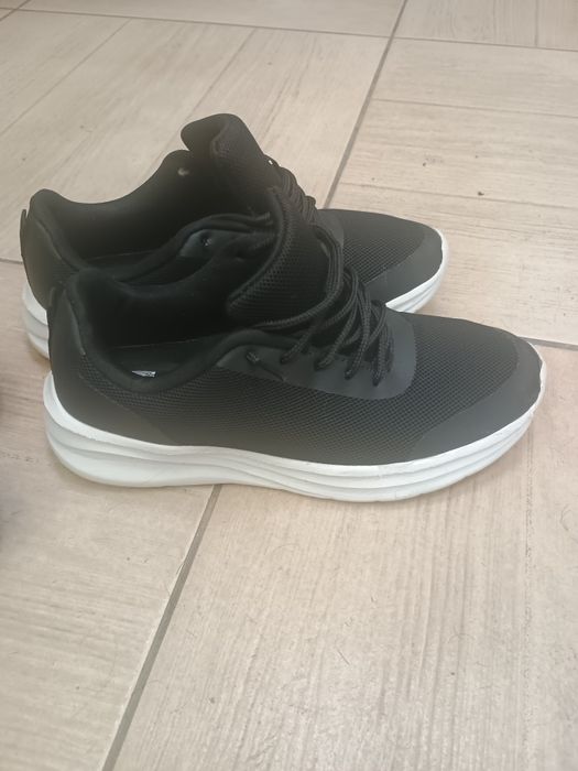 Маратонки 37 номер