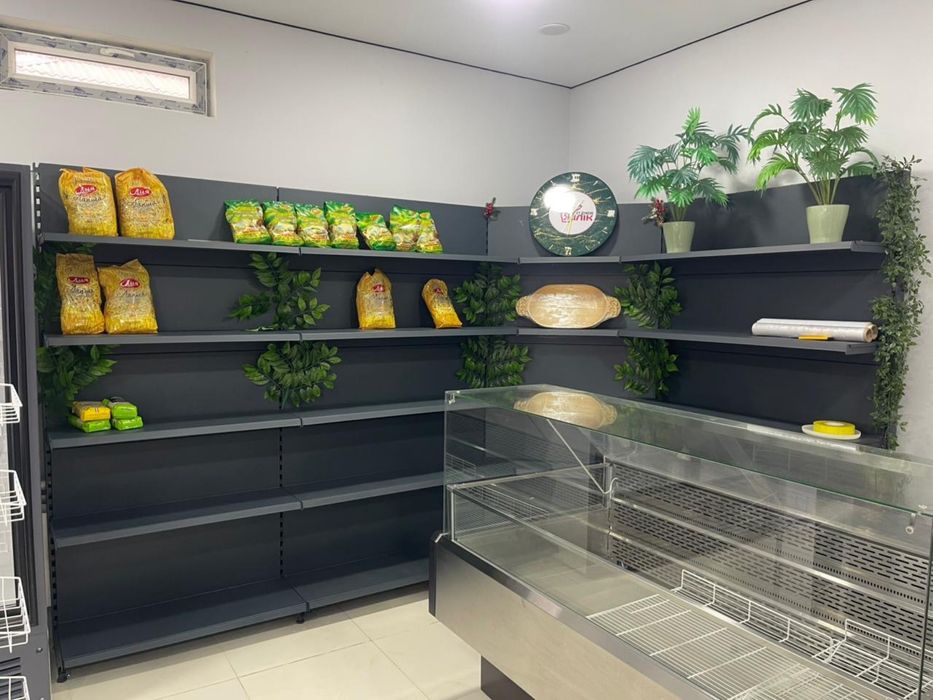 Стеллаж угловой почти новый срочно