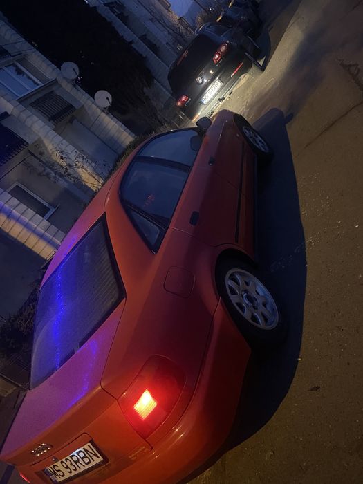 Vand Audi A4 an 1995