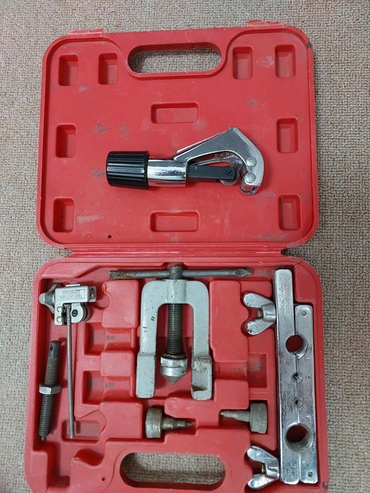 Труборез для установки кондиционера