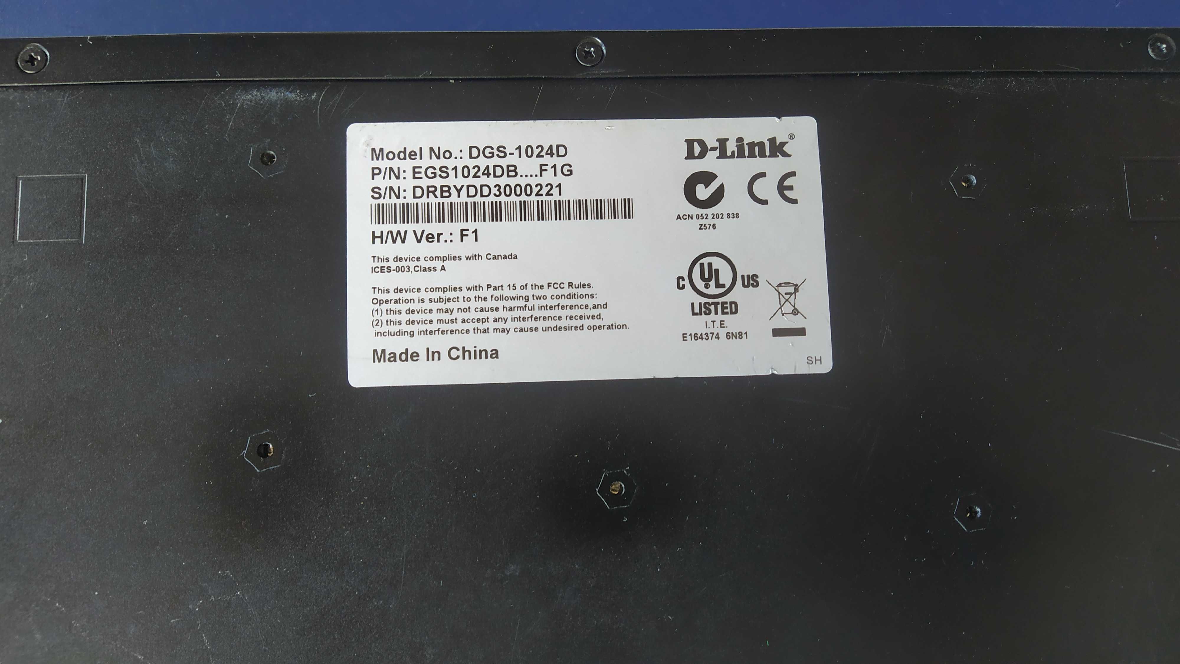 24 портов губабитов суич D-Link DGS-1024D