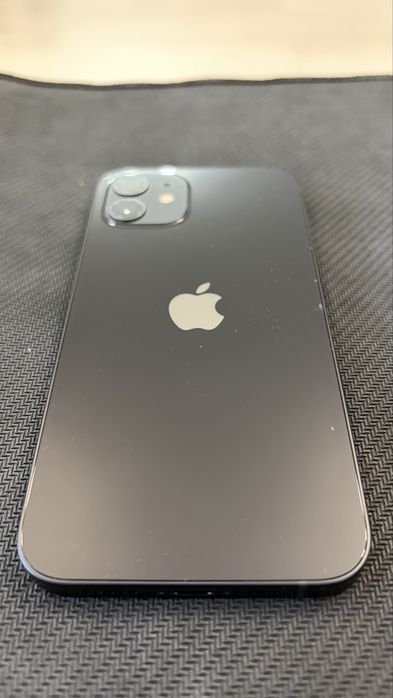 iPhone 12 Black 64GB + accesorii