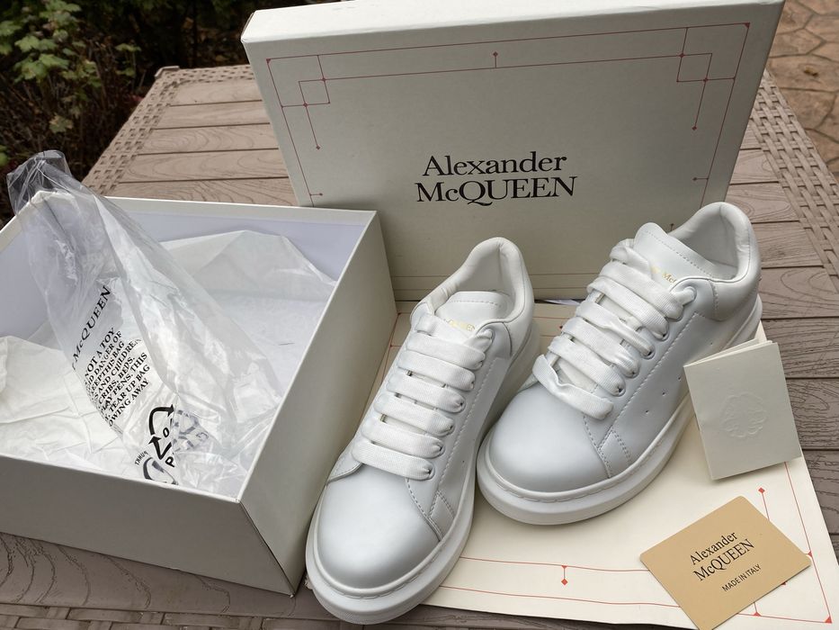 Adidasi  unisex Alexander McQueen originali