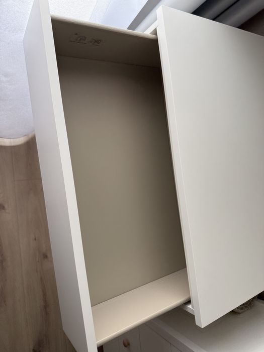 comoda alba Malm