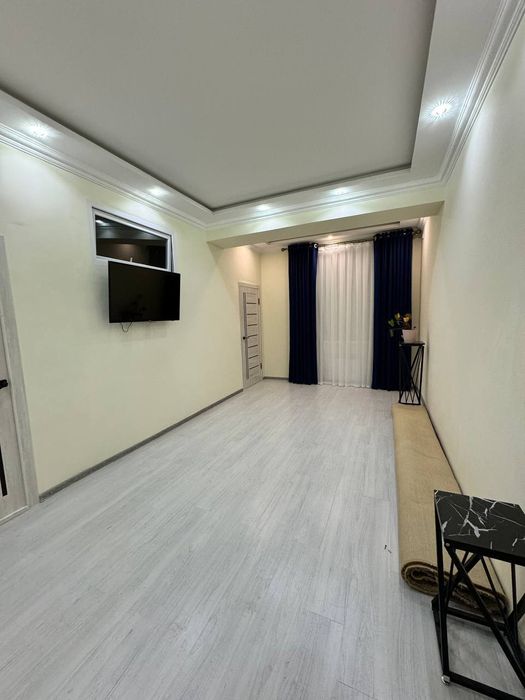 Срочно сотилади яшнабот жк иззат Азия Хаус навастройка